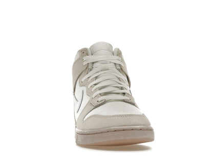 Nike Dunk High Retro PRM Cracked Leather Swoosh