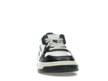 Autry Medalist Leather Low White Black (Women's)