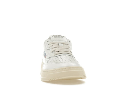 Autry Medalist Leather Low White Green (Women's)
