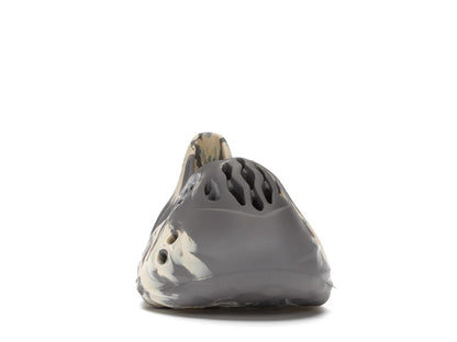 adidas Yeezy Foam RNNR MXT Moon Gray
