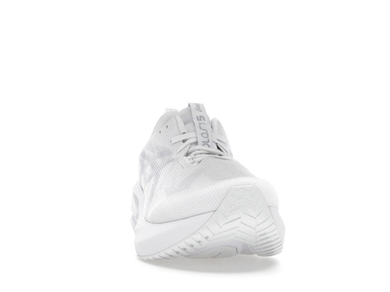 ASICS Novablast 5 White Piedmont Grey