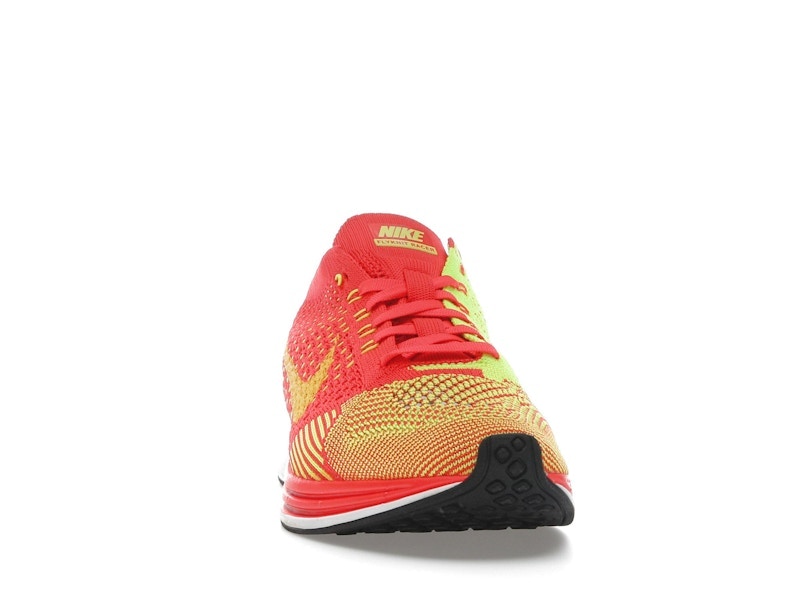 Nike Flyknit Racer Bright Crimson Volt