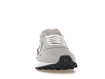 Nike Waffle One Football Grey Light Thistle Dark Ob (Women's)