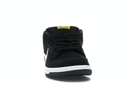 Nike SB Dunk Low Firecracker
