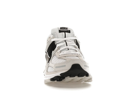 Nike Zoom Vomero 5 White Black