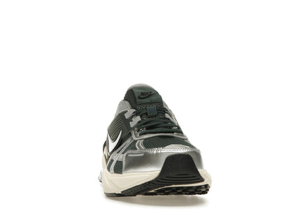 Nike V2K Run Vintage Green