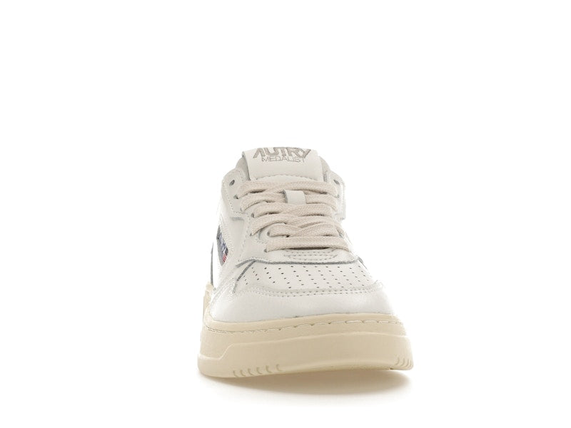 Autry Medalist Leather Low White Black Tab (Women's)