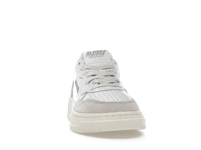 Autry Medalist Leather Low White Covert Green Beige (Women's)