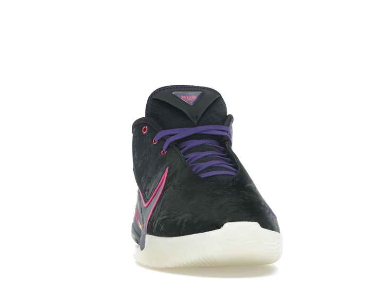 Nike LeBron 22 Blacklight