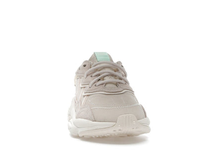 adidas Ozweego Linen