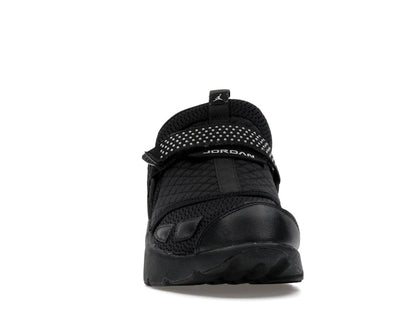 Jordan Trunner LX Triple Black (Women's)