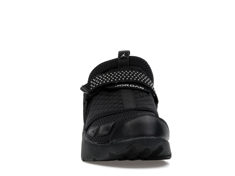 Jordan Trunner LX Triple Black (Women's)