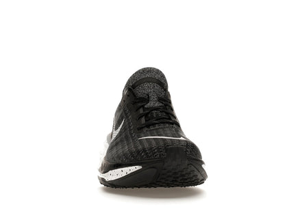 Nike ZoomX Invincible Run 3 Oreo