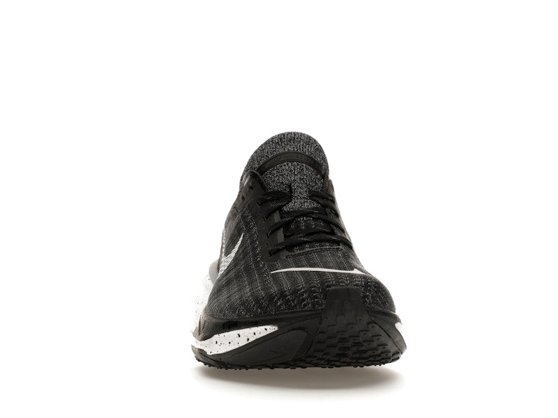 Nike ZoomX Invincible Run 3 Oreo