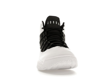 Jordan Max Aura White Black
