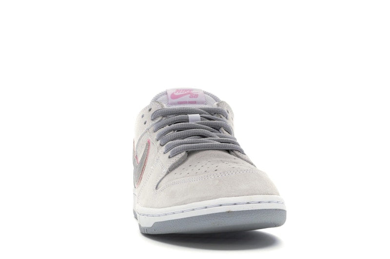 Nike SB Dunk Low Ishod Wair Flat Silver