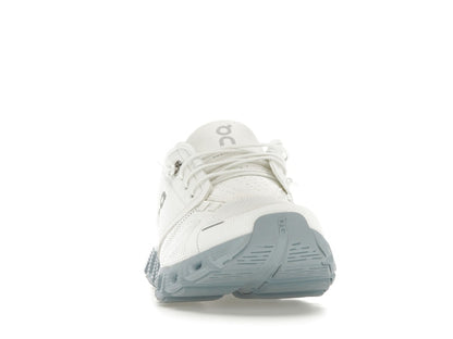 On Running Cloud 5 White Chambray (Women's)