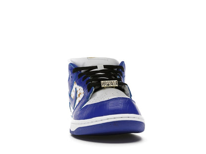 Nike SB Dunk Low Supreme Stars Hyper Royal (2021)