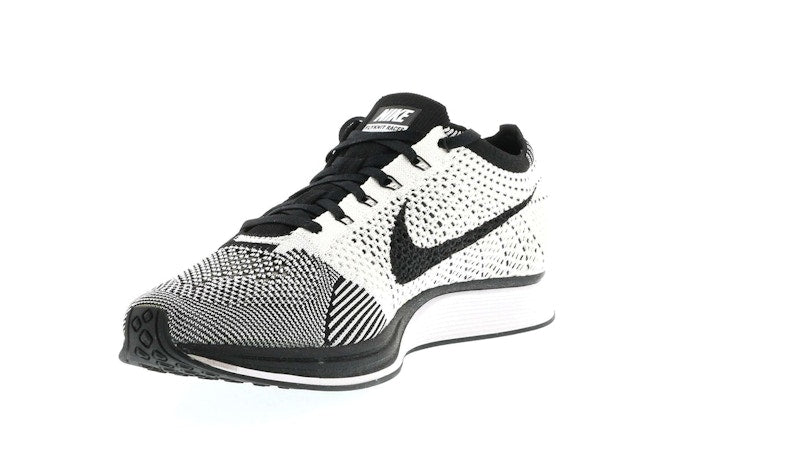Nike Flyknit Racer Black Tongue