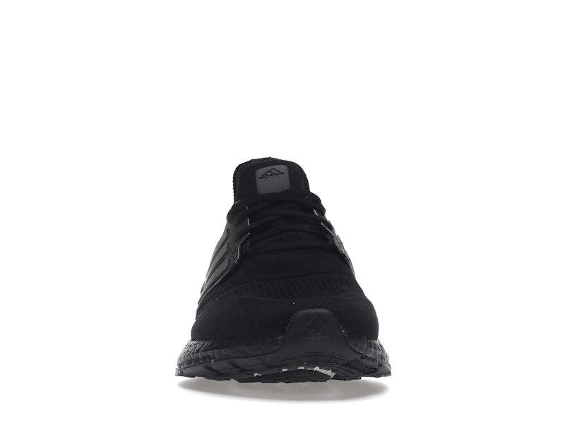 adidas Ultra Boost 22 Triple Black