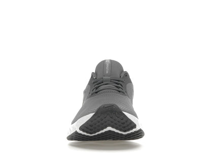 Nike Revolution 5 Cool Grey