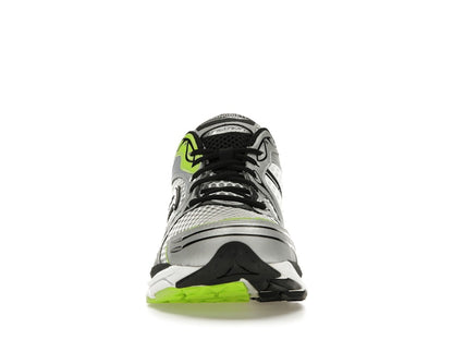 Saucony ProGrid Triumph 4 Highsnobiety Silver