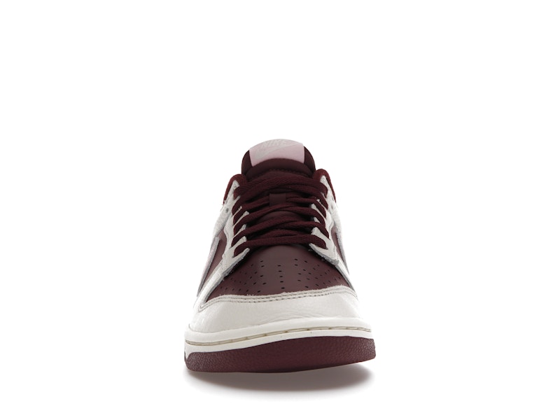 Nike Dunk Low Retro PRM Valentine's Day (2023)