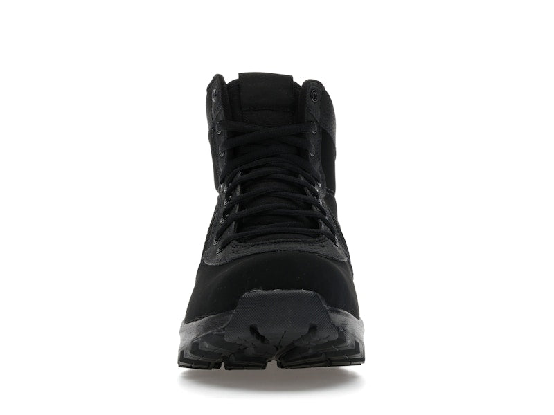 Nike Manoadome Triple Black