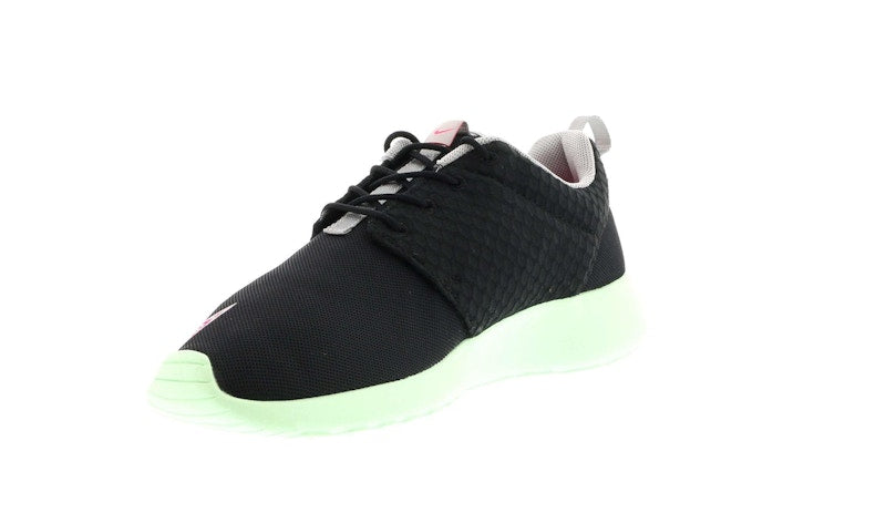 Nike Roshe Run FB Yeezy