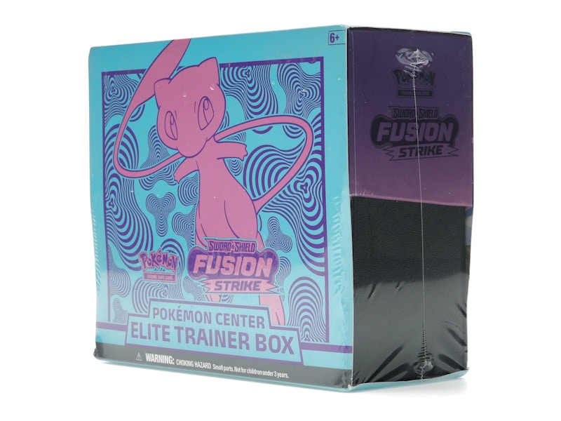 Pokémon TCG Sword & Shield Fusion Strike Pokémon Center Elite Trainer Box