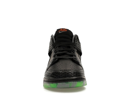 Nike Dunk Mid Premium Halloween Headless Horseman