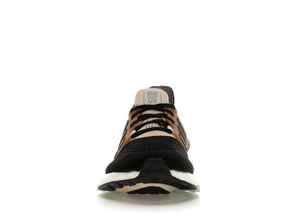 adidas Ultra Boost 22 Made with Nature Core Black Wonder Taupe