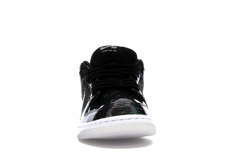 Nike SB Dunk Low 420 Intergalactic