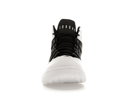 Jordan Max Aura White Black