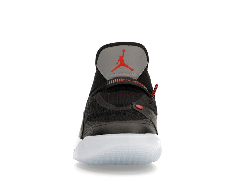 Jordan XXXIII SE Black