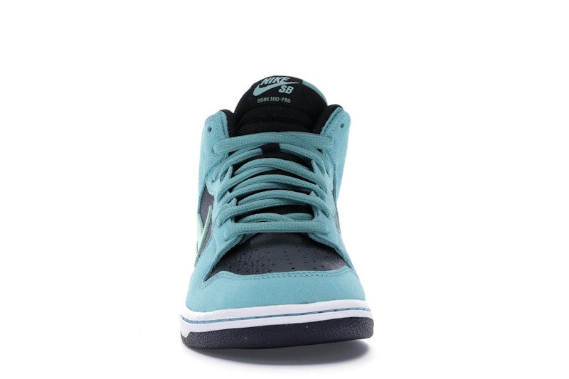 Nike SB Dunk Mid Sea Crystal
