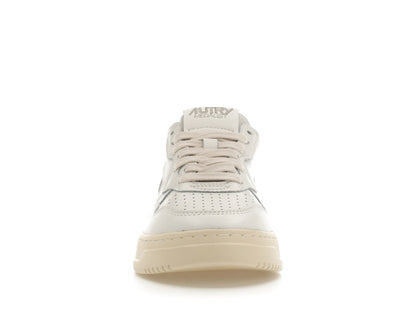 Autry Medalist Leather Low White Black Tab (Women's)