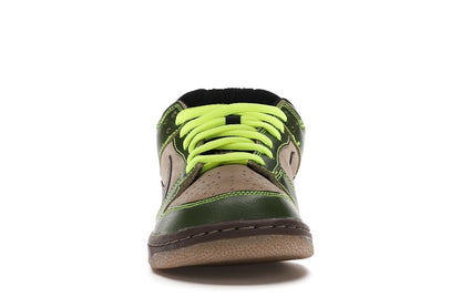 Nike SB Dunk Low Jedi