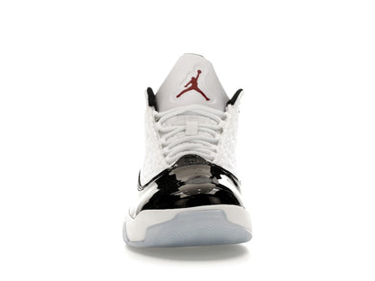 Jordan Max Aura 2 White Black Gym Red