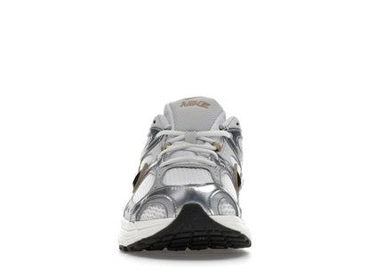 Nike V5 RNR Parachute Beige Metallic Pewter
