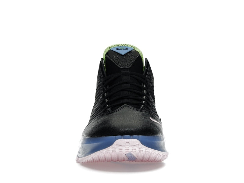 Nike LeBron 19 Low Ghost Green