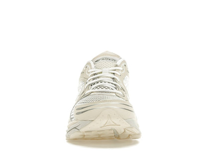 Saucony ProGrid Triumph 4 Highsnobiety Cream