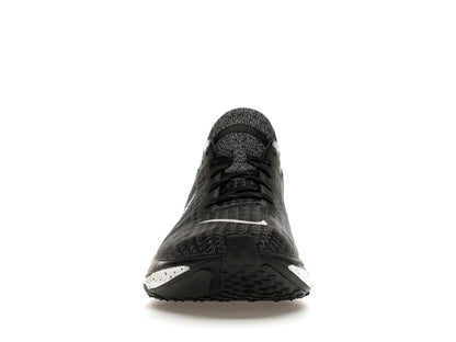 Nike ZoomX Invincible Run 3 Oreo