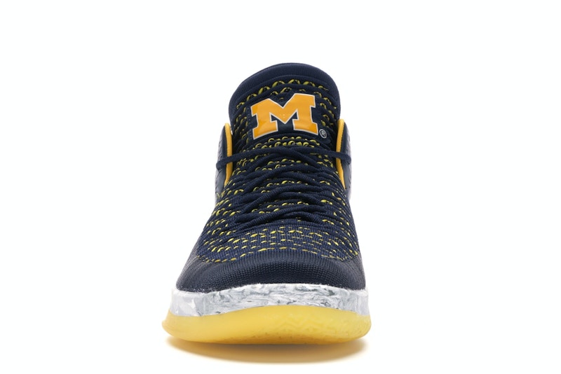Jordan XXXII Low Michigan