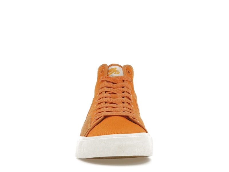 Nike SB Blazer Court Mid Premium Light Curry