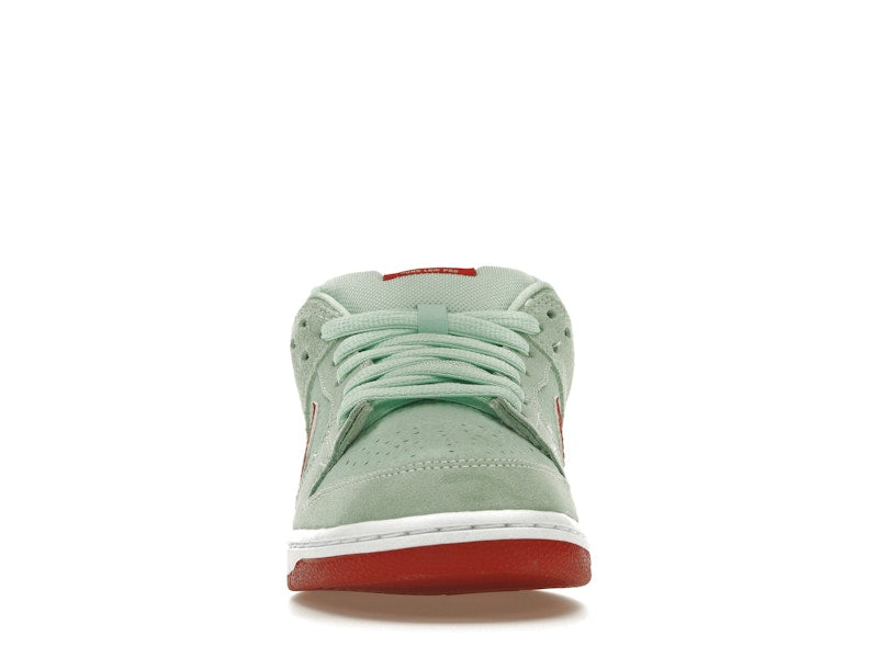 Nike SB Dunk Low Medium Mint Gym Red