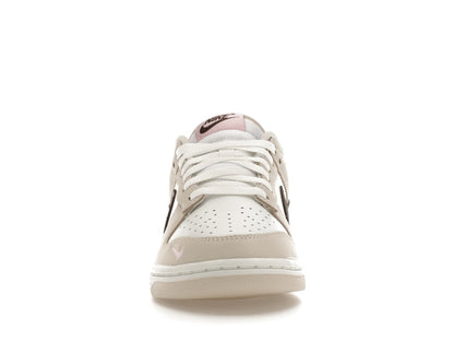 Nike Dunk Low Neapolitan (Women's)