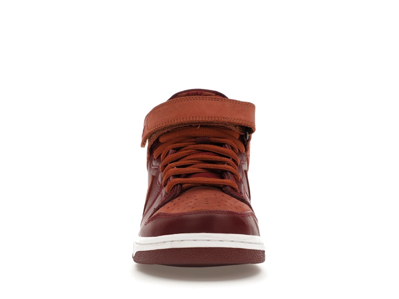 Nike SB Dunk Mid Team Red Pony