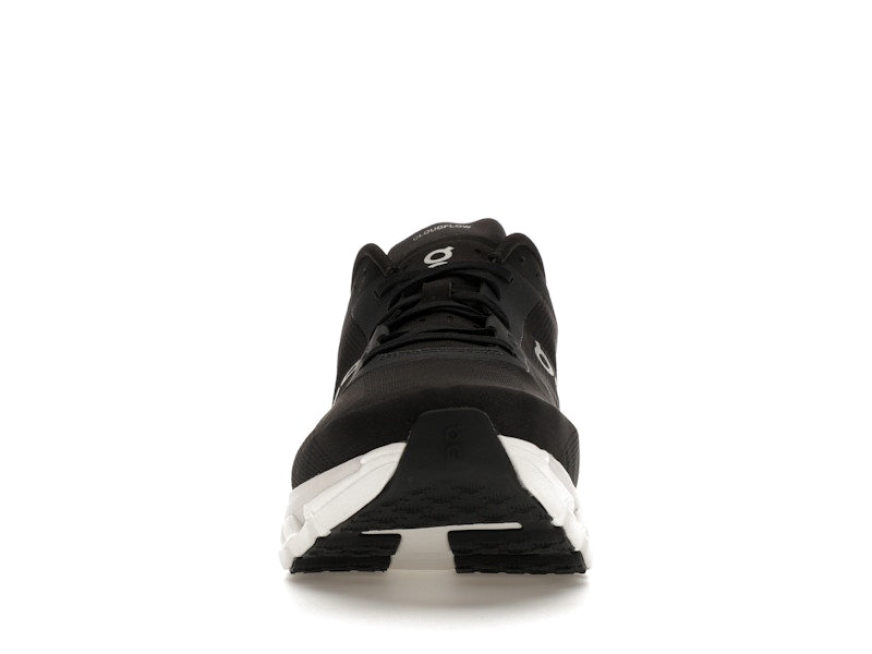 On Running Cloudflow 4 Black White