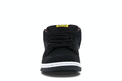Nike SB Dunk Low Firecracker